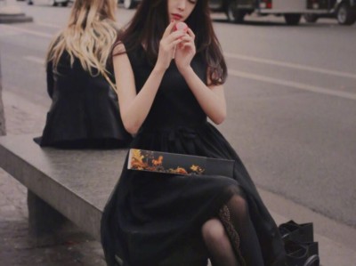 第一个试管婴儿是哪一年诞生的（第一个试管婴儿现在多大了）